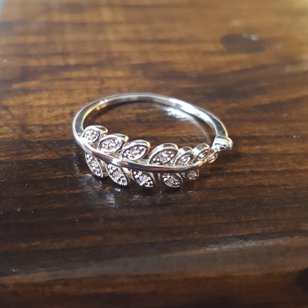 Metal Leafy Branch Ring, size 8